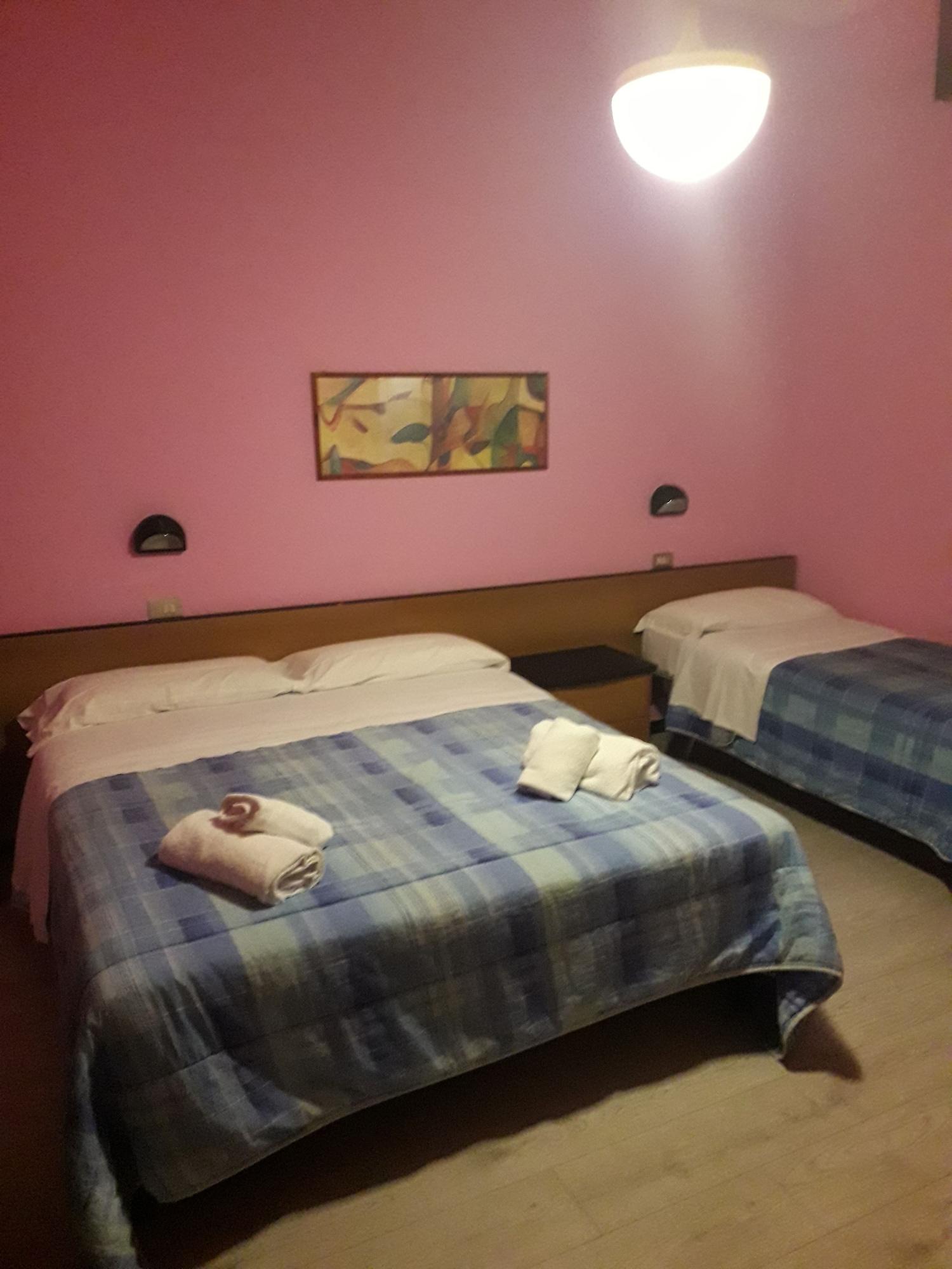 Niagara Hotel Rimini Esterno foto