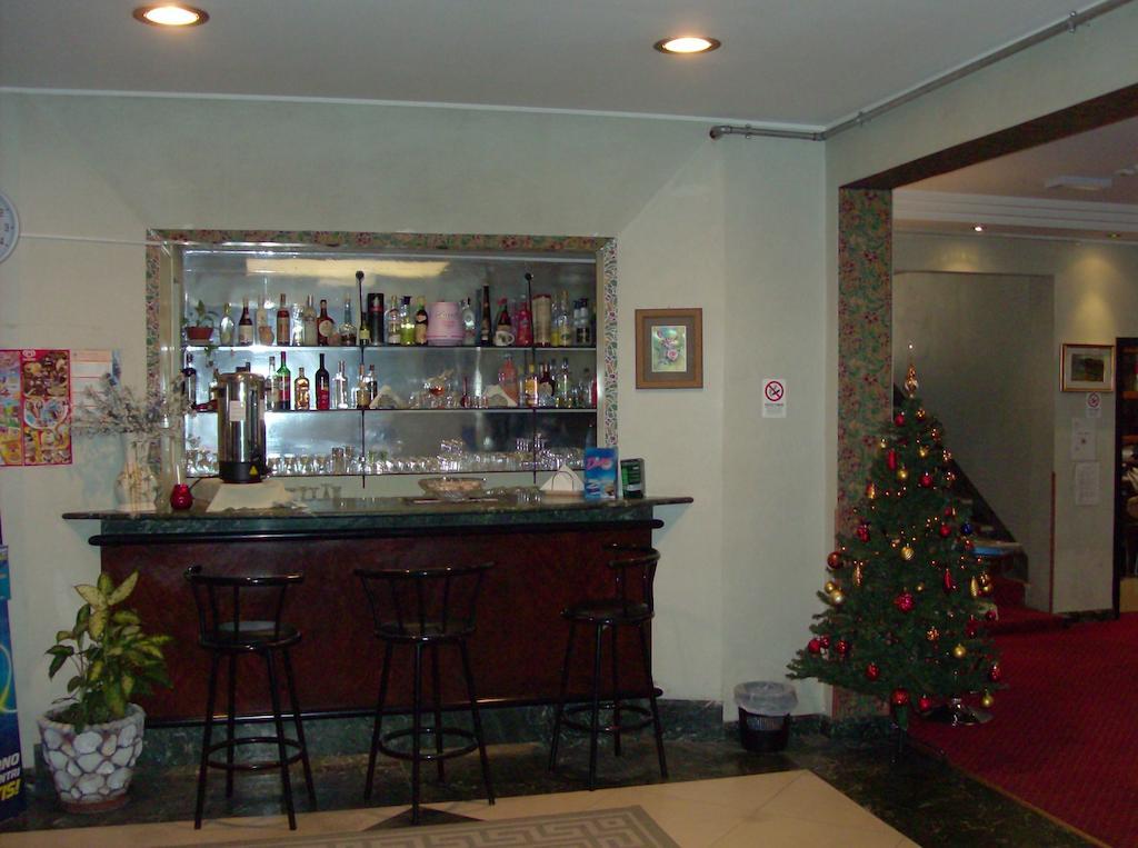 Niagara Hotel Rimini Esterno foto