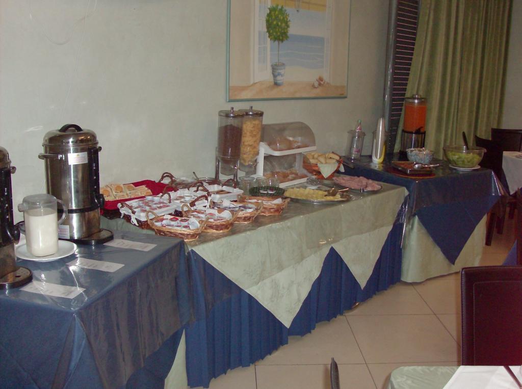 Niagara Hotel Rimini Esterno foto