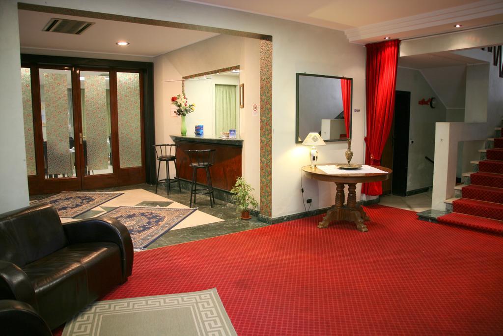 Niagara Hotel Rimini Esterno foto